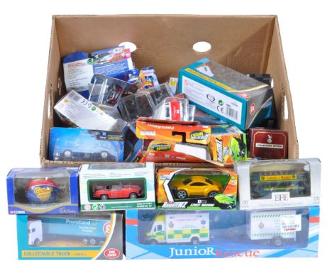 Diecast - a collection of approx x30 assorted boxed diecast models - various makers to include; Corgi, EFE Exclusive First Ed