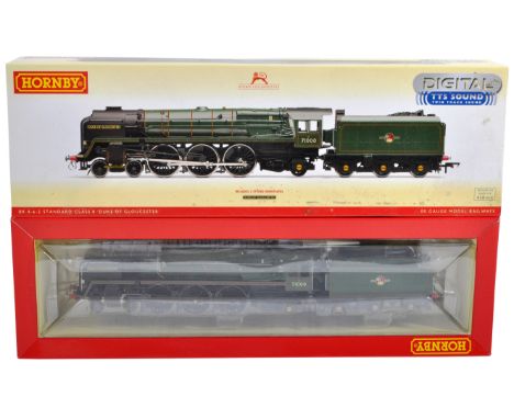 An original boxed Hornby made 00 gauge model railway trainset locomotive engine No. R3244 British Railways 4-6-2 Class 8 ' Du
