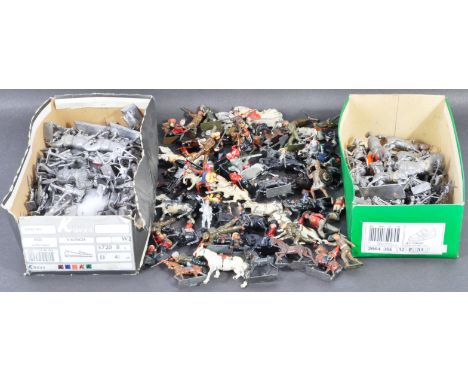 Lead Soldiers - a large collection of antique and vintage lead soldiers - mostly Britains but some others also present (Johil