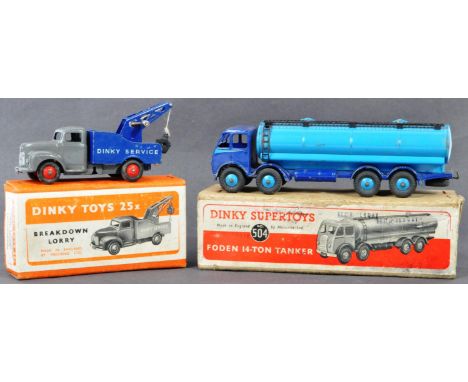 Dinky Toys - x2 original vintage boxed Dinky Toys / Dinky Supertoys made diecast models. The first being No. 504 ' Foden 14-T