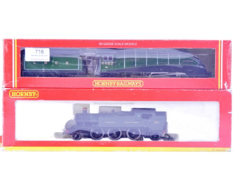 Two original boxed Hornby made 00 gauge model railway trainset locomotive engines comprising R.313 LNER ' Golden Eagle ' and 
