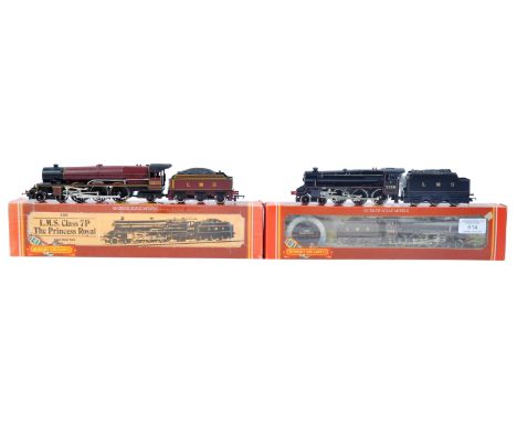 Two original vintage boxed Hornby made 00 gauge model railway trainset locomotive engines to include; R. 050 LMS Class 7P ' T