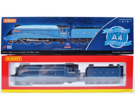 A Limited Edition boxed Hornby 00 gauge model railway trainset locomotive engine No. R3254 LNER Class A4 The Great Goodbye ' 