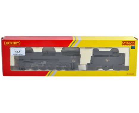 An original boxed Hornby made 00 gauge model railway trainset locomotive engine No. R2880 British Railways 9F Class No. 92221