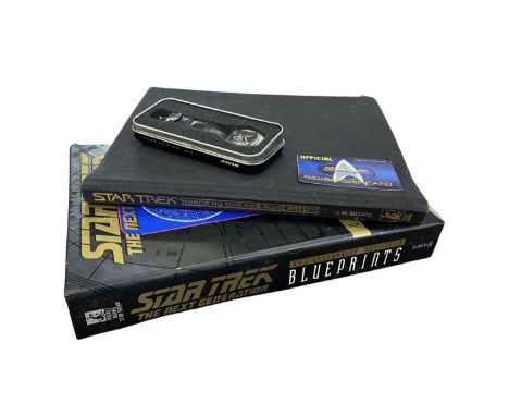 A mixed lot of Star Trek memorabilia, to include: - A limited edition Franklin Mint analogue watch in original tin, Star Trek