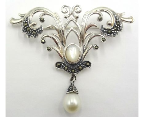 Silver, pearl and marcasite brooch, stamped 925 Condition Report & Further Details Click here for further images, condition, 