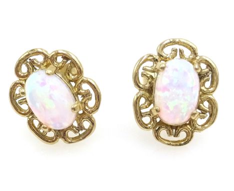 Pair of 9ct gold, filigree set opal stud ear-rings Condition Report & Further Details Click here for further images, conditio