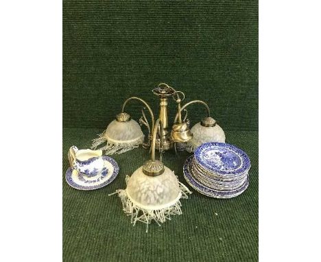 A tray of blue and white pattern tea china, Wedgwood commemorative dishes and a contemporary three way chandelier 