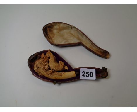 19thC Meerschaum carved Pipe depicting wildfowl in fitted case