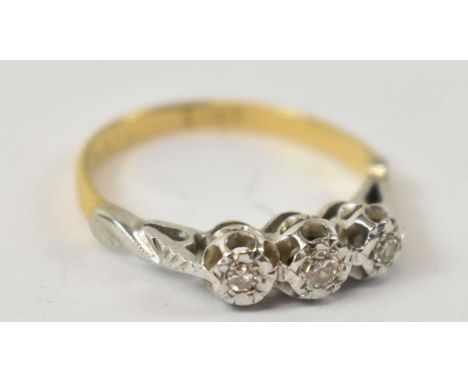 An 18ct yellow gold three stone diamond ring, size K, approx 2.2g.