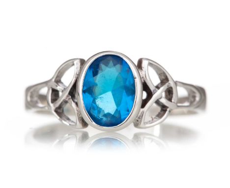 BLUE CUBIC ZIRCONIA RING set with an oval stone, in silver, size R