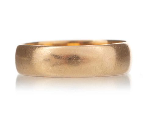 WEDDING RING in eighteen carat gold, size P, 3.4g