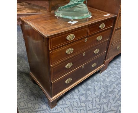 CHEST OF DRAWERS