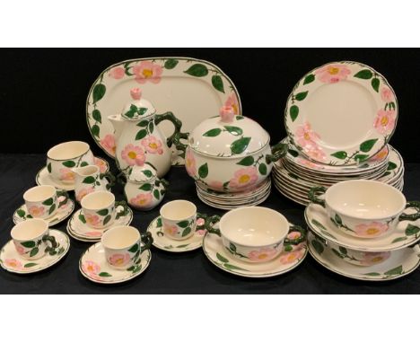 A Villeroy &amp; Boch Wild Rose pattern dinner and tea set, inc tureen and cover, coffee pot, soup bowls, dinner and side pla