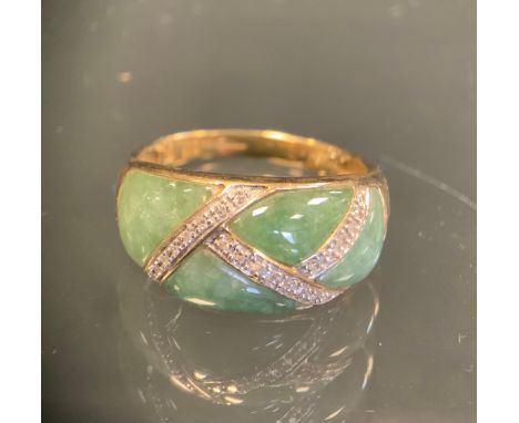 A diamond and green stone Onyx panels ring, lattice set with diamond accents, 9ct gold shank, size R, 4.2g gross 