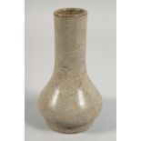 A CHINESE SONG STYLE GUAN WARE VASE, 18.5cm high.