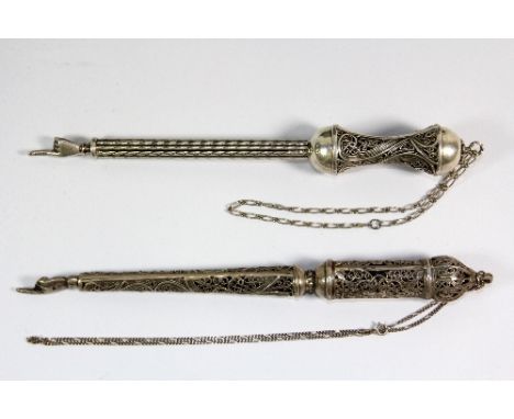 Judaic interest - 2 heavy .925 silver filligree Torah pointers L:21cm