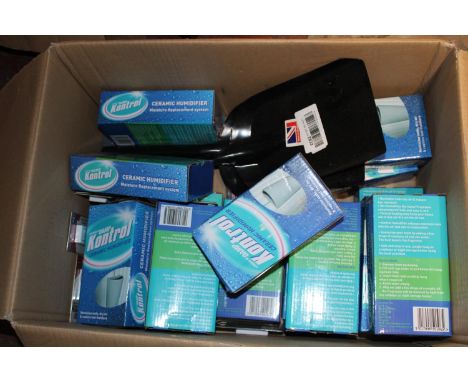 A job lot of ceramic humidifiers and other 