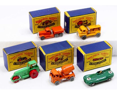 Matchbox Lesney boxed model group of 5 comprising No.41 D Type Jaguar, No.28 Compressor Truck, No.15 Diamond T Prime Mover, N