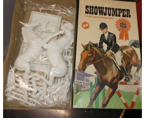 An Airfix 1/12 scale Show Jumper kit group, two examples, both housed in original packaging, Series 7 Product No. 07500-6