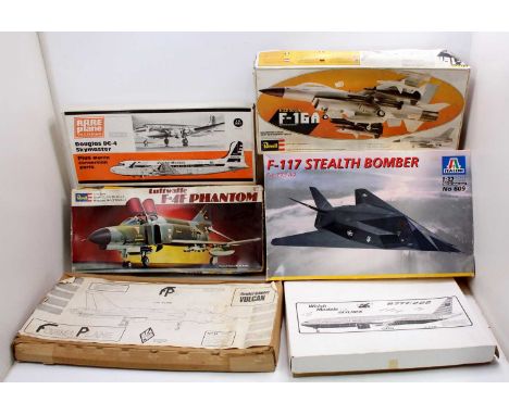 One box of six mixed scale balsa wood and plastic aircraft kits to include an Italeri F-117 Stealth Bomber, a Revell Luftwaff
