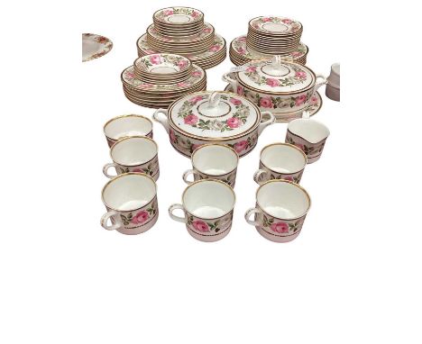 Royal Worcester tea and dinner service - Royal Garden pattern (59 pieces)All items in very good condition with no chips or cr