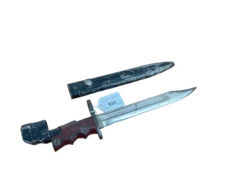 Second World War British No 7 Mk I Land Service Bayonet in scabbard.