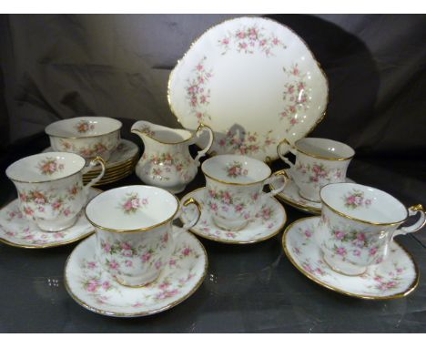 Paragon Tea service 'Victoriana Rose' missing 1 cup and teapot