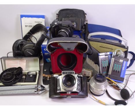 PHOTOGRAPHY ASSORTMENT including cased Exakta camera, lenses and associated and similar items