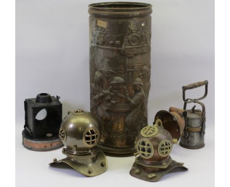 MIXED VINTAGE &amp; REPRODUCTION METALWARE &amp; LAMPS to include two ornamental diver's type helmet ornaments and a repousse