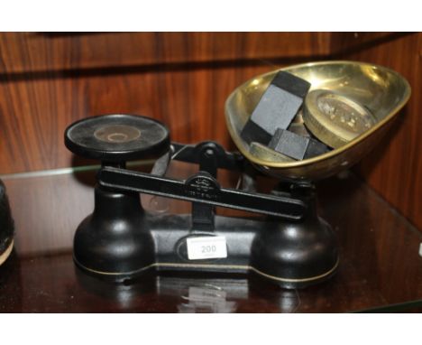 A SET OF SALTER SCALES AND WEIGHTS 
