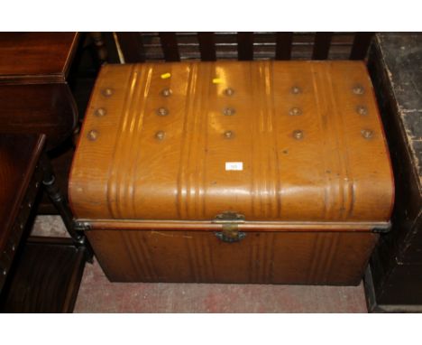 A METAL PACKING TRUNK