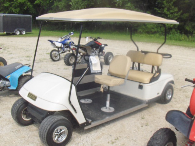 2004 Ez Go Golf Cart F1604 Golf Cart Handicap Wheelchair Acessible Sold With A Bill Of Sale On