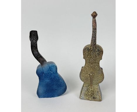 KJELL ENGMAN (SWEDISH B.1946): FOR KOSTA BODA, TWO GLASS SCULPTURES OF MUSICAL INSTRUMENTSTallest 21cm H
