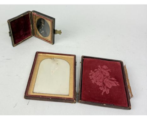 A DAGEURROTYPE AND AMBROTYPE OF GENTLEMEN IN CASESLargest 12cm x 10cm