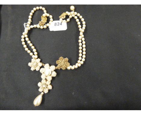 SIGNED MIRIAM HASKELL BAROQUE AND SEED PEARL AND RHINESTONE NECKLACE