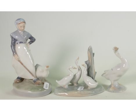 Lladro Figures of Geese &amp; Goslings: height of largest 18cm(3) 