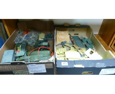 A collection of vintage army toys to include: Minic &amp; similar vehicles, Airfix type scenery, model soldiers etc (2 tays) 