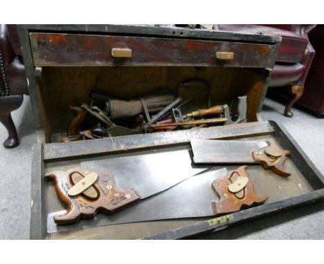Large and very heavy joiners wooden toolbox with tools: Contains 3 planes, a variety of saws and  a good assortment of other 