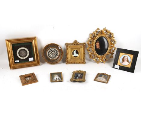 A fined 19th Century oval porcelain portrait study of Savanorola, in gilded wood Florentine frame, a porcelain 19th Century p