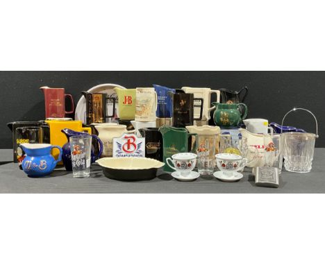 Advertising - a collection of advertising bar water/whisky jugs, including Black &amp; White Scotch Whisky, Kimberley Brewery