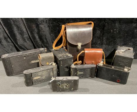 Photography - A No. 2C Autographic Kodak Junior folding, case; A Kodak Portrait Hawkeye *Star* 620 film box camera; A Box Ens