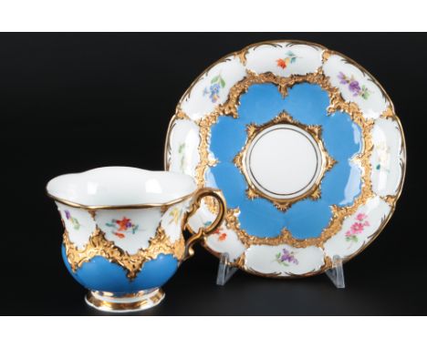 Meissen B-Form Hellblau Streublümchen Kaffeetasse 1.Wahl, coffee cups 1st choice light blue,Porzellan, blaue Schwertermarke 1