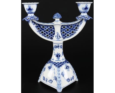 Royal Copenhagen Musselmalet Vollspitze Kerzenständer 1169, candlestick 1st choice,Porzellan, Dänemark, Dekor Musselmalet Vol