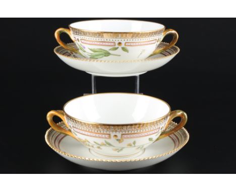 Royal Copenhagen Flora Danica 2 Suppentassen 3612, soup cups 1st choice,Porzellan, Dänemark, am Boden mit grüner Firmenmarke 