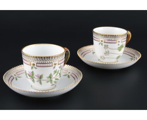 Royal Copenhagen Flora Danica 2 Kaffeetassen 3597, coffee cups 1st choice,Porzellan, Dänemark, am Boden mit grüner Firmenmark