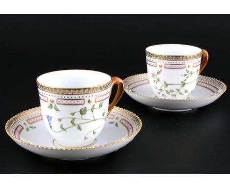 Royal Copenhagen Flora Danica 2 Kaffeetassen 3597, coffee cups 1st choice,Porzellan, Dänemark, am Boden mit grüner Firmenmark