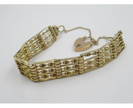 9ct Gold gate bracelet with padlock clasp, 17.6g 