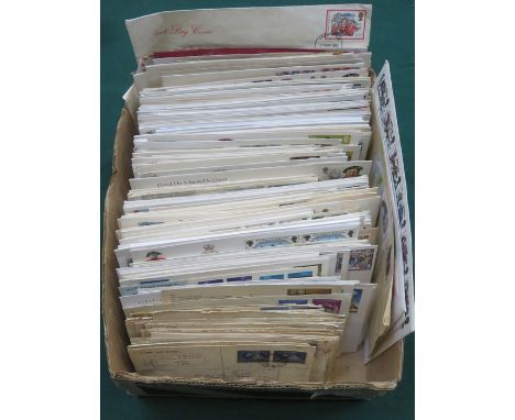 QUANTITY OF VARIOUS FIRST DAY COVERS, MAINLY BRITISH AND IRISH