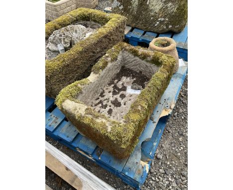 19th century small rectangular stone troughDimensions: Height:&nbsp;26cm&nbsp; Length/Width:&nbsp;61cm&nbsp; Depth/Diameter:&